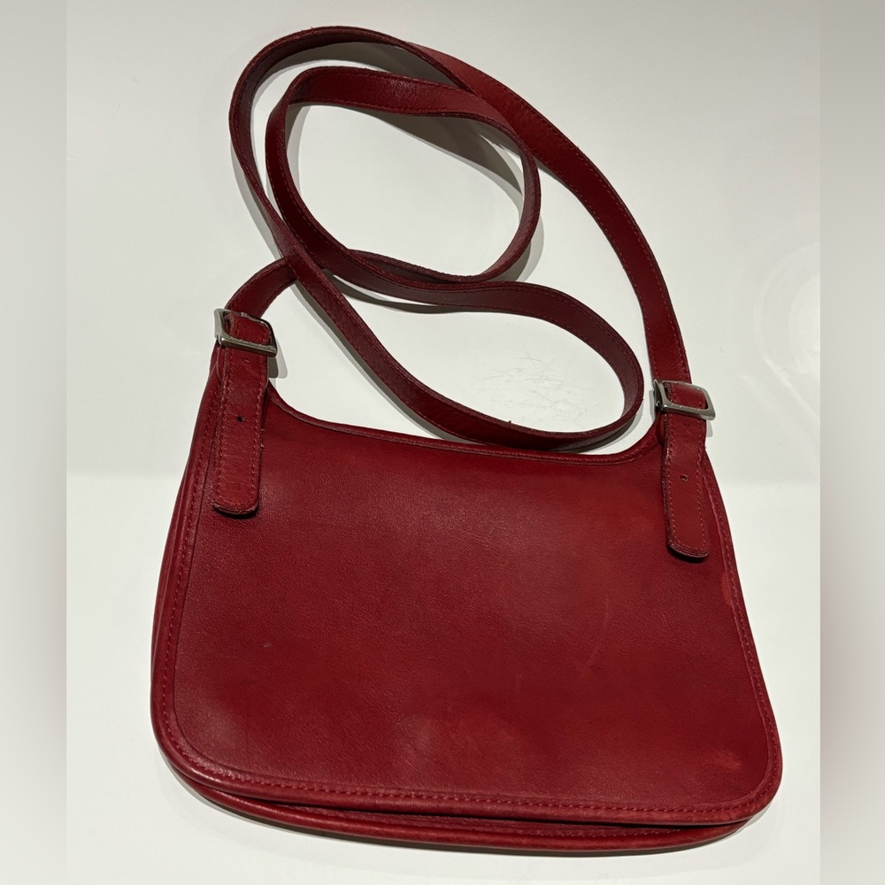 Rare Vintage Coach Red “Hippie Flap” Leather Bag - Picture 4 of 16
